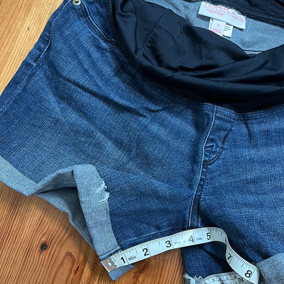 Isabel Maternity Shorts - Picture 4 of 4